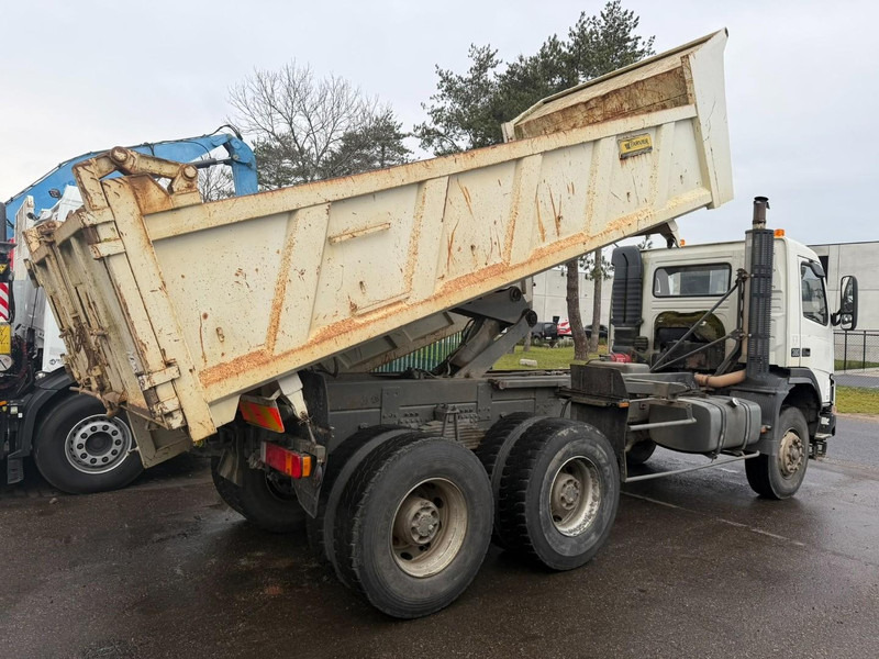 Volvo FM 380 6X4 2 WAY TIPPER + BORDMATIC / 2 SEITEN KIPPER - 13T AXLES - MANUAL 12 (3+3) - BIG AXLES HUB REDUCTION - STEEL SPRING - Istovarivač: slika 5 Volvo FM 380 6X4 2 WAY TIPPER + BORDMATIC / 2 SEITEN KIPPER - 13T AXLES - MANUAL 12 (3+3) - BIG AXLES HUB REDUCTION - STEEL SPRING - Istovarivač: slika 5