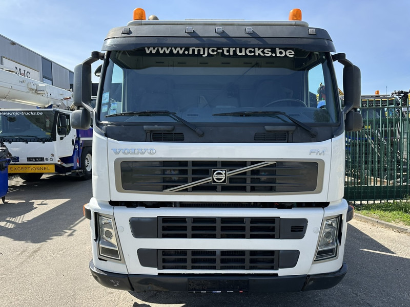 Volvo FM 400 6x4 + KRAN (31m!) HIAB 322 E-6 HIPRO JIB 70X-4 - RADIO - PRITSCHE 6m70 - *VOLL LUFT* - EURO 3 - BE TRUCK - Kamion sa tovarnim sandukom, Kamion sa dizalicom: slika 3 Volvo FM 400 6x4 + KRAN (31m!) HIAB 322 E-6 HIPRO JIB 70X-4 - RADIO - PRITSCHE 6m70 - *VOLL LUFT* - EURO 3 - BE TRUCK - Kamion sa tovarnim sandukom, Kamion sa dizalicom: slika 3