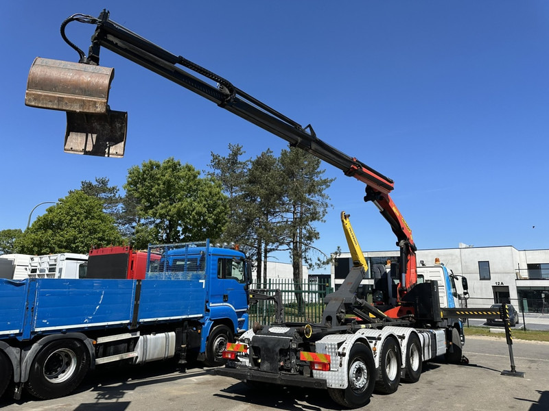 Volvo FMX 460 8x4 TRIDEM HOOKLIFT + CRANE PK 23002 SH + GRABBER / ROTATOR - EURO 6 - LIFT + STEERING AXLE - *374.000km* - EXT BUMPER - Kamion sa hidrauličnom kukom, Kamion sa dizalicom: slika 5 Volvo FMX 460 8x4 TRIDEM HOOKLIFT + CRANE PK 23002 SH + GRABBER / ROTATOR - EURO 6 - LIFT + STEERING AXLE - *374.000km* - EXT BUMPER - Kamion sa hidrauličnom kukom, Kamion sa dizalicom: slika 5