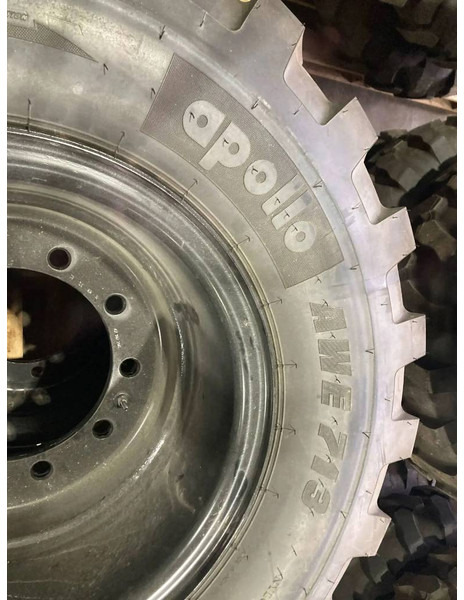 Apollo 1000 x 20 Set / 10.00 x 20: 4x2 Tyres - Шины и диски za Građevinska mašina: slika 3 Apollo 1000 x 20 Set / 10.00 x 20: 4x2 Tyres - Шины и диски za Građevinska mašina: slika 3