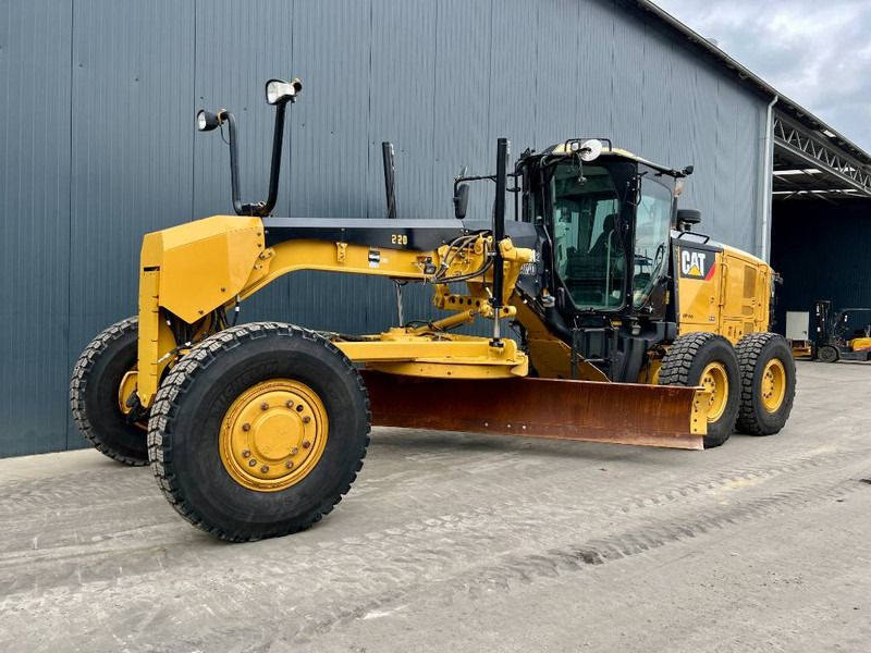 Cat 140M2 AWD - Grejder: slika 1 Cat 140M2 AWD - Grejder: slika 1