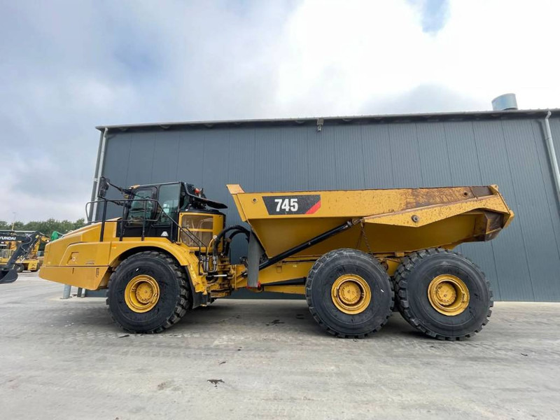 Cat 745 04A NEW TYRES - Zglobni kiper: slika 5 Cat 745 04A NEW TYRES - Zglobni kiper: slika 5