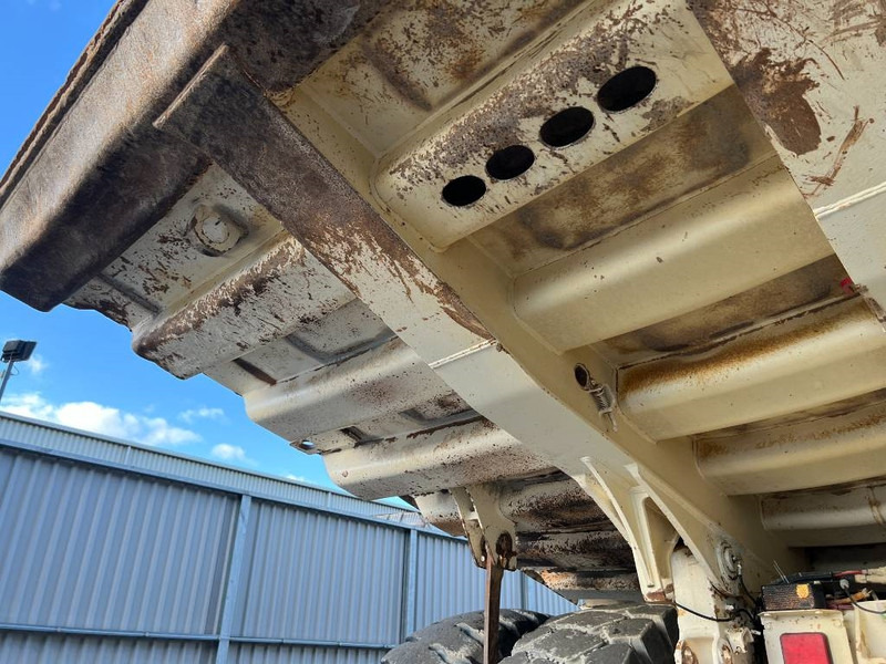 Cat 772 - Kiper sa krutom šasijom/ Kiper za kamen: slika 5 Cat 772 - Kiper sa krutom šasijom/ Kiper za kamen: slika 5