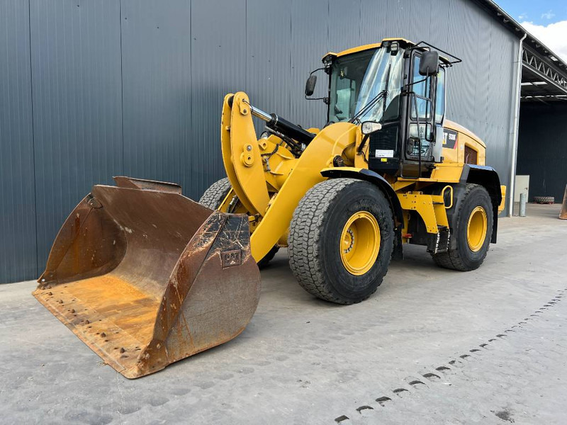 Utovarivač točkaš Cat 930K: slika 1