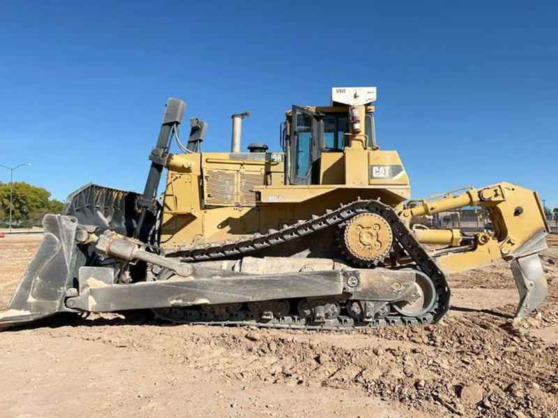 Cat D10R - Buldožer: slika 2 Cat D10R - Buldožer: slika 2