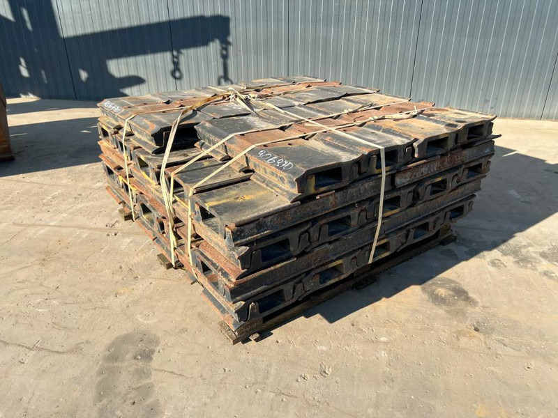 Cat 330C / 330D / 336D / 336E / 336F Shoes - Dodatak za Građevinska mašina: slika 1 Cat 330C / 330D / 336D / 336E / 336F Shoes - Dodatak za Građevinska mašina: slika 1