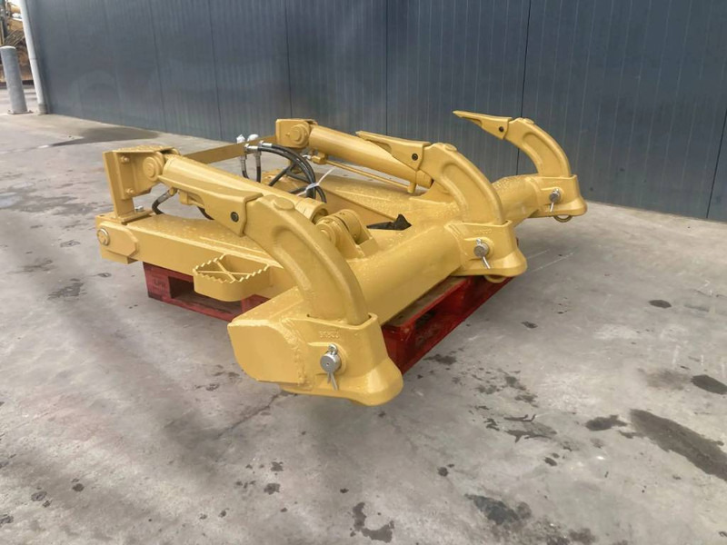 Cat D5M Ripper - Dodatak za Građevinska mašina: slika 1 Cat D5M Ripper - Dodatak za Građevinska mašina: slika 1