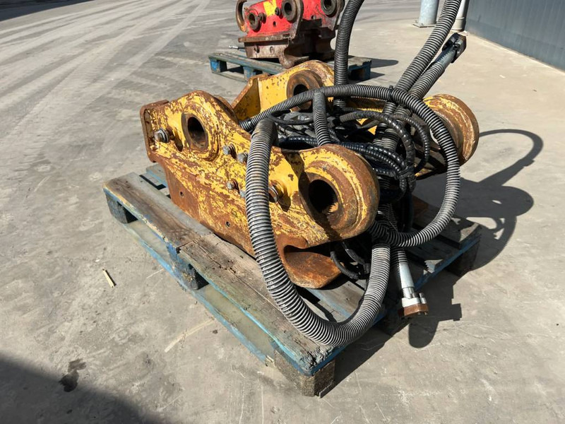 OilQuick OQ80 - 330F / 329E - Brza spojnica za Građevinska mašina: slika 5 OilQuick OQ80 - 330F / 329E - Brza spojnica za Građevinska mašina: slika 5