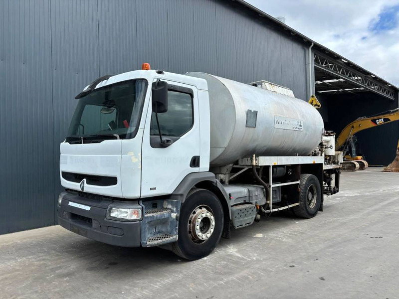 Renault Rincheval - 9.000 Liter - Prskalica bitu-emulzije: slika 1 Renault Rincheval - 9.000 Liter - Prskalica bitu-emulzije: slika 1