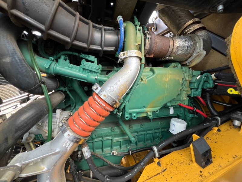 Volvo L90H - Utovarivač točkaš: slika 5 Volvo L90H - Utovarivač točkaš: slika 5