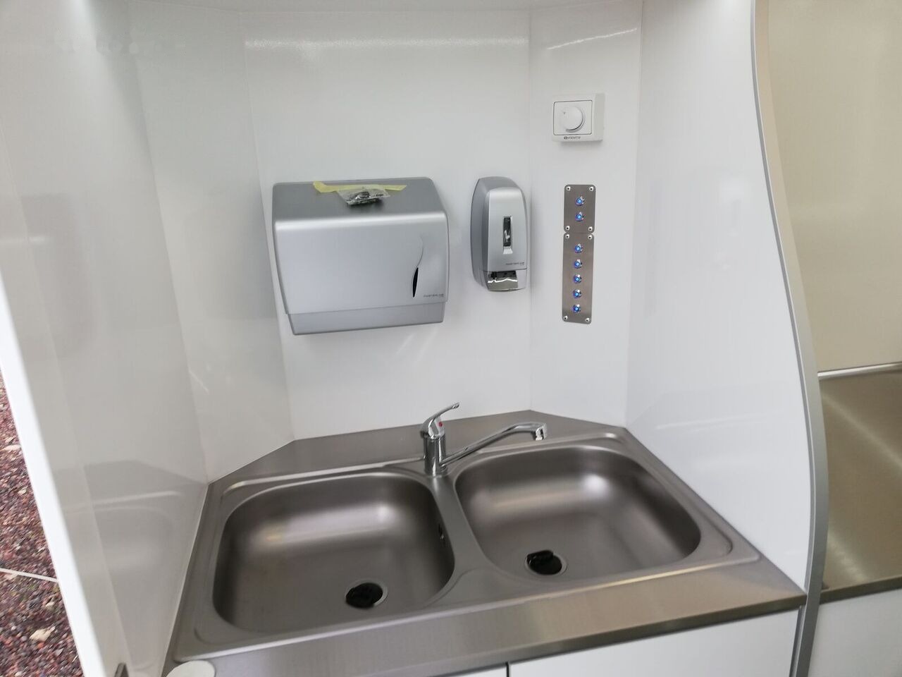 Prikolica za hrane novi Bannert ***NA ZAMÓWIENIE*** IMBISS: slika 23 Prikolica za hrane novi Bannert ***NA ZAMÓWIENIE*** IMBISS: slika 23