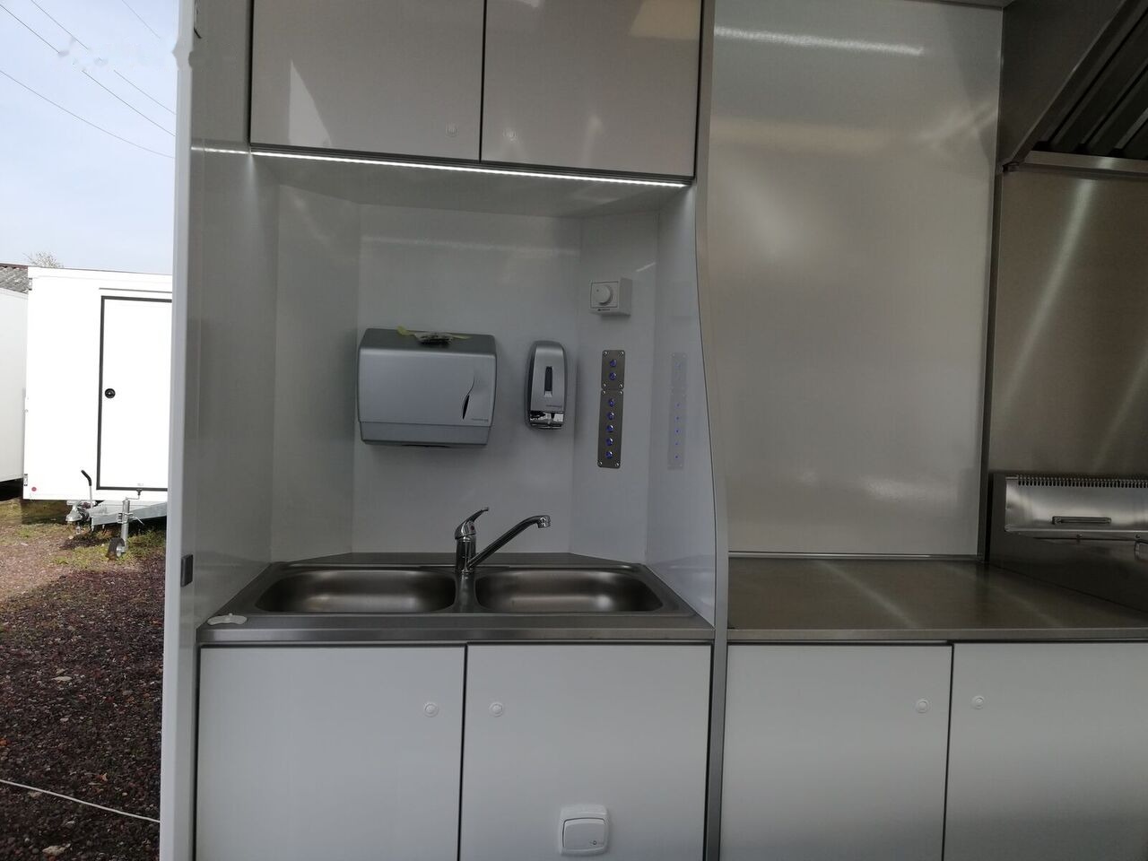 Prikolica za hrane novi Bannert ***NA ZAMÓWIENIE*** IMBISS: slika 13 Prikolica za hrane novi Bannert ***NA ZAMÓWIENIE*** IMBISS: slika 13