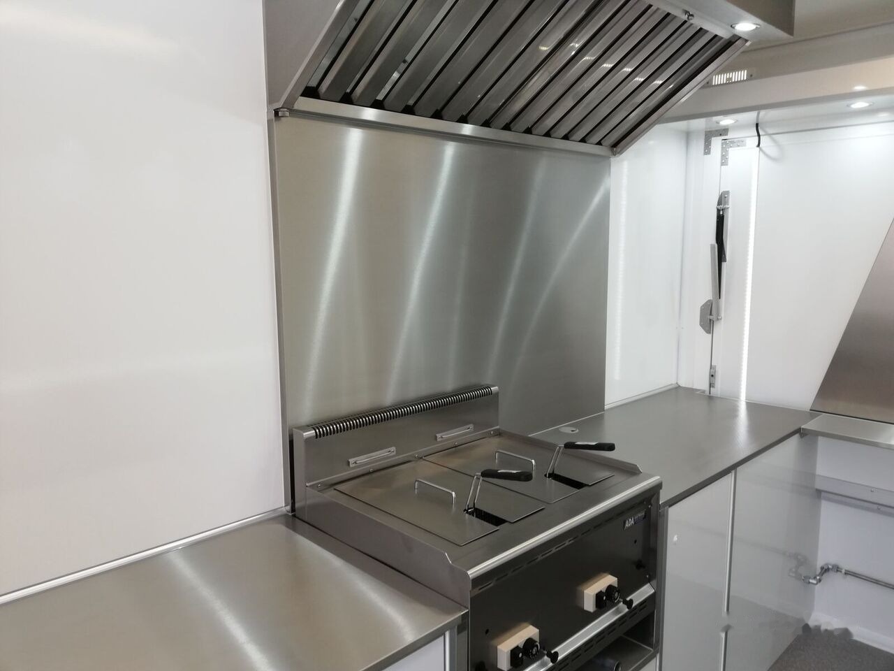 Prikolica za hrane novi Bannert ***NA ZAMÓWIENIE*** IMBISS: slika 21 Prikolica za hrane novi Bannert ***NA ZAMÓWIENIE*** IMBISS: slika 21