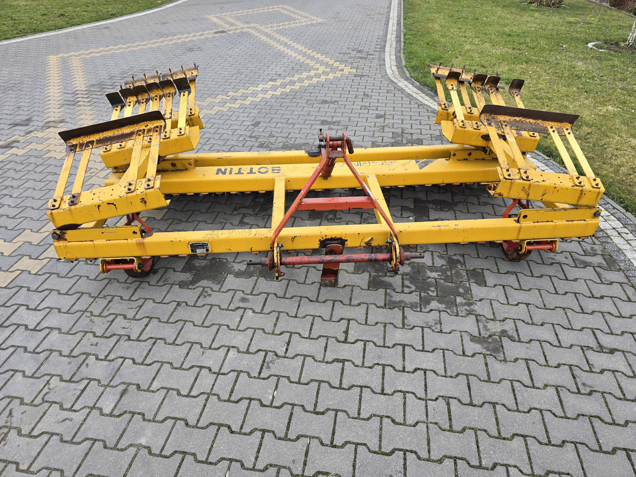 AGRIMAT FBA 420 cm - Oprema za obradu zemljišta: slika 1 AGRIMAT FBA 420 cm - Oprema za obradu zemljišta: slika 1