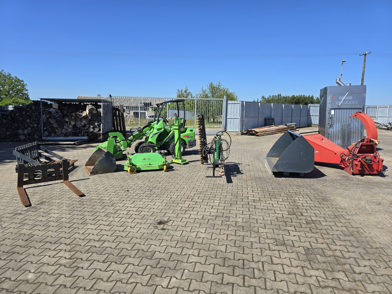 AVANT 423 - Mini utovarivač: slika 5 AVANT 423 - Mini utovarivač: slika 5