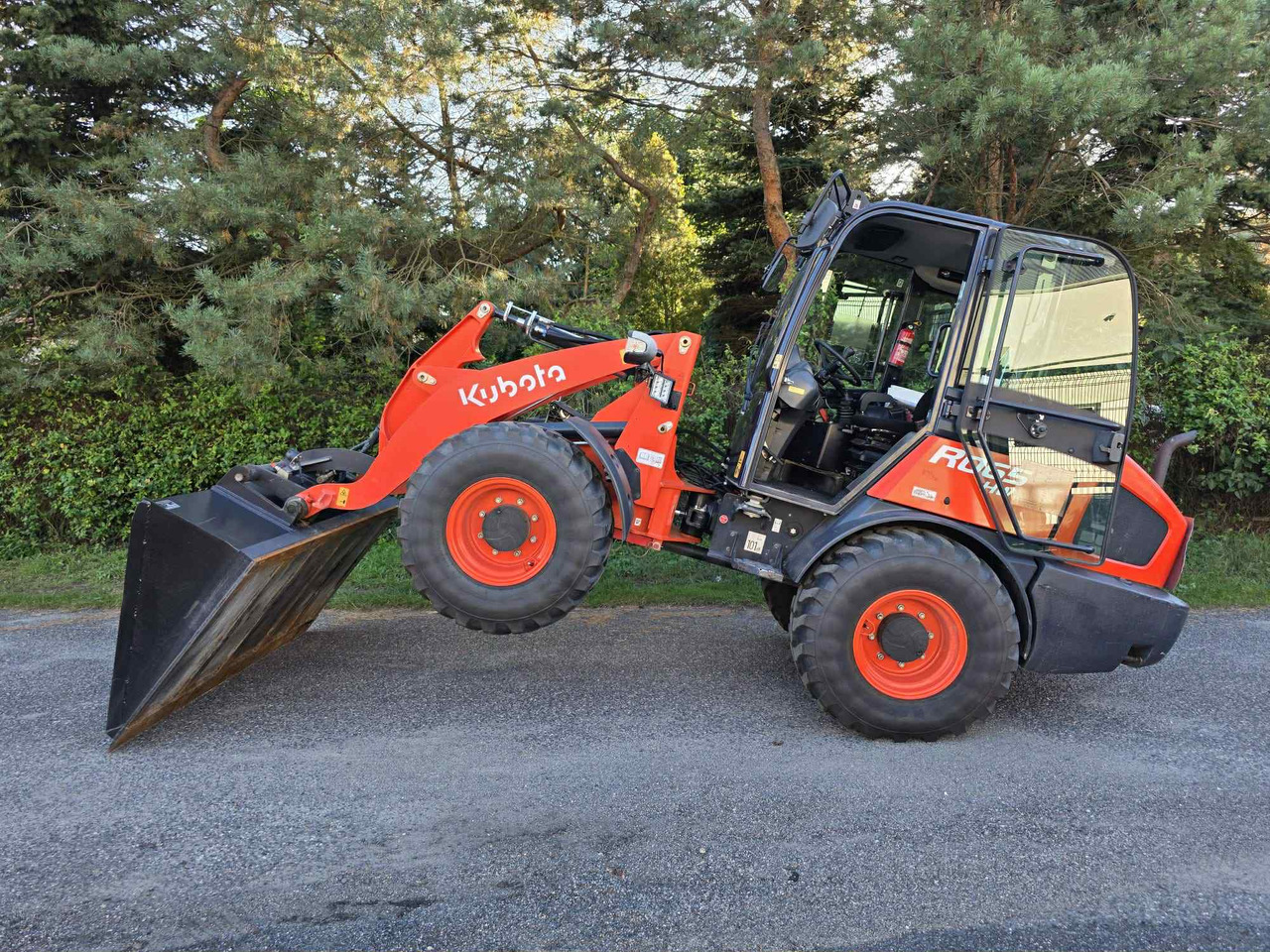 Kubota R065 HW - Druga mašina: slika 1 Kubota R065 HW - Druga mašina: slika 1