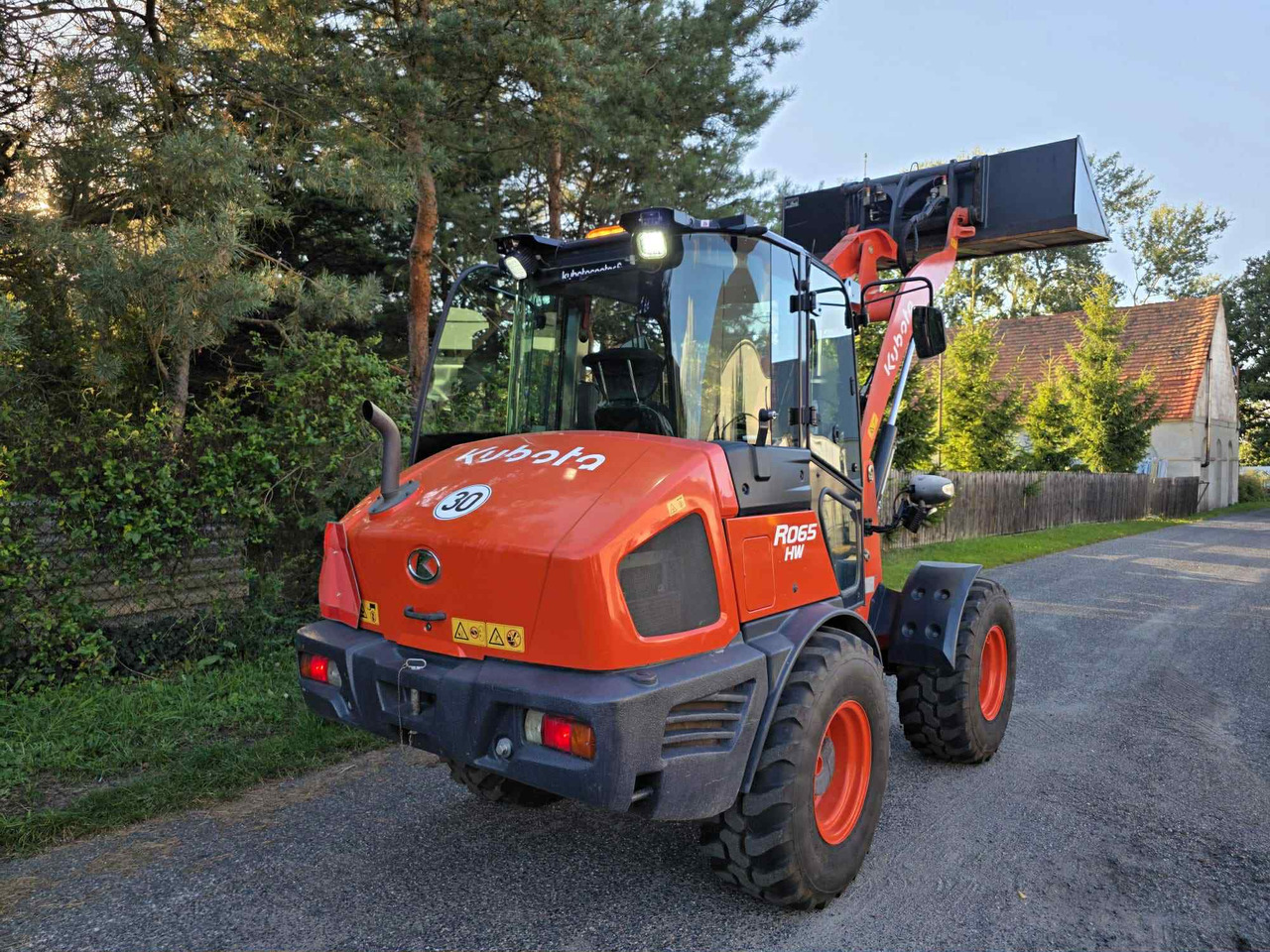 Kubota R065 HW - Druga mašina: slika 4 Kubota R065 HW - Druga mašina: slika 4