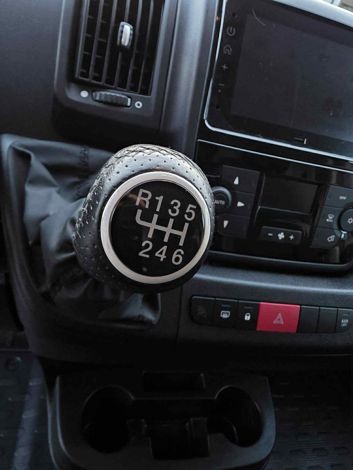 Opel Movano - Druga mašina: slika 4 Opel Movano - Druga mašina: slika 4