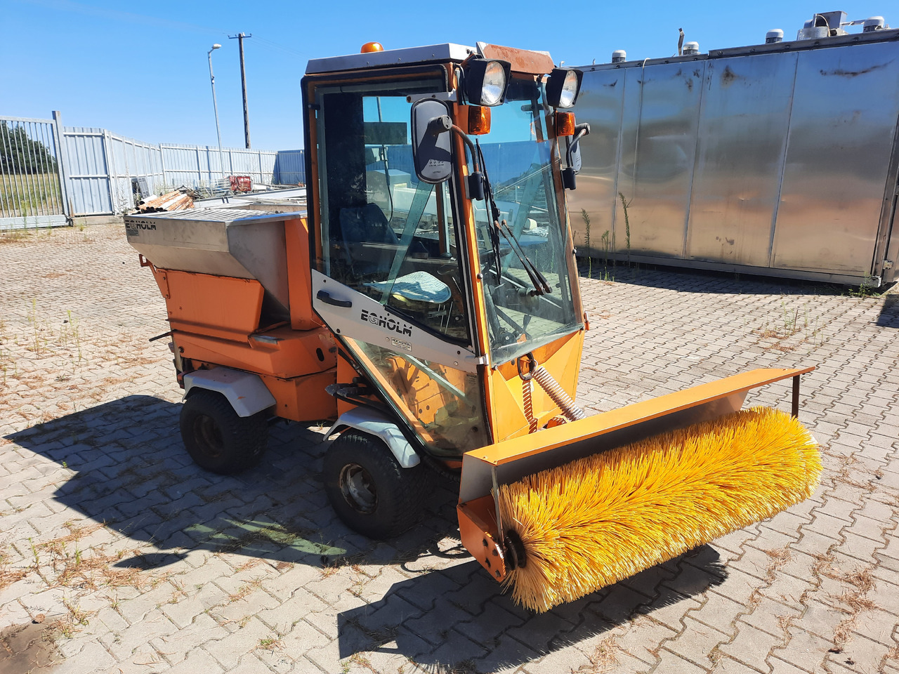 EGHOLM 2100 - Mali traktor: slika 2 EGHOLM 2100 - Mali traktor: slika 2