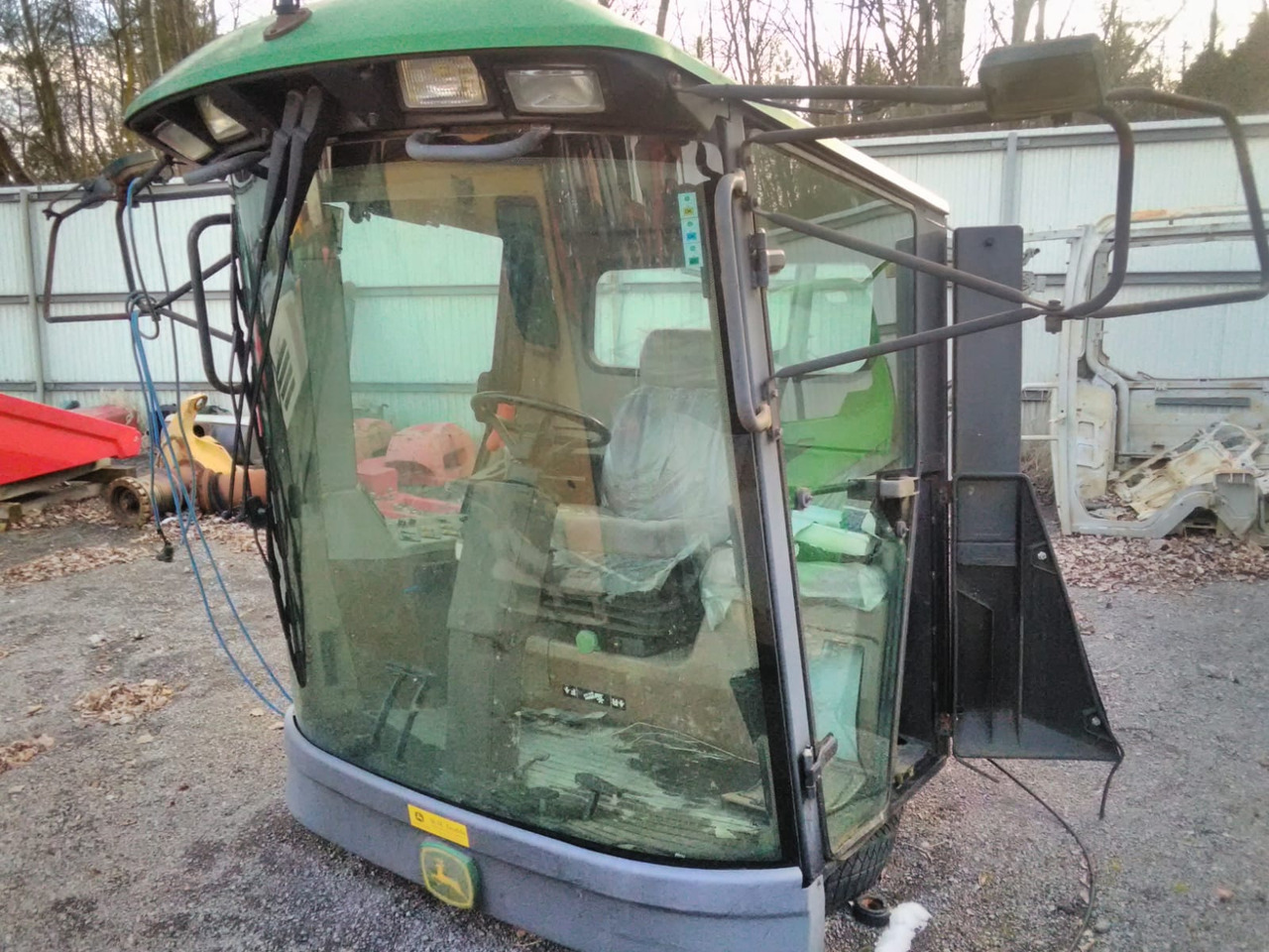 JOHN DEERE 1550 WTS - Kabina za Kombinovani kombajn: slika 1 JOHN DEERE 1550 WTS - Kabina za Kombinovani kombajn: slika 1