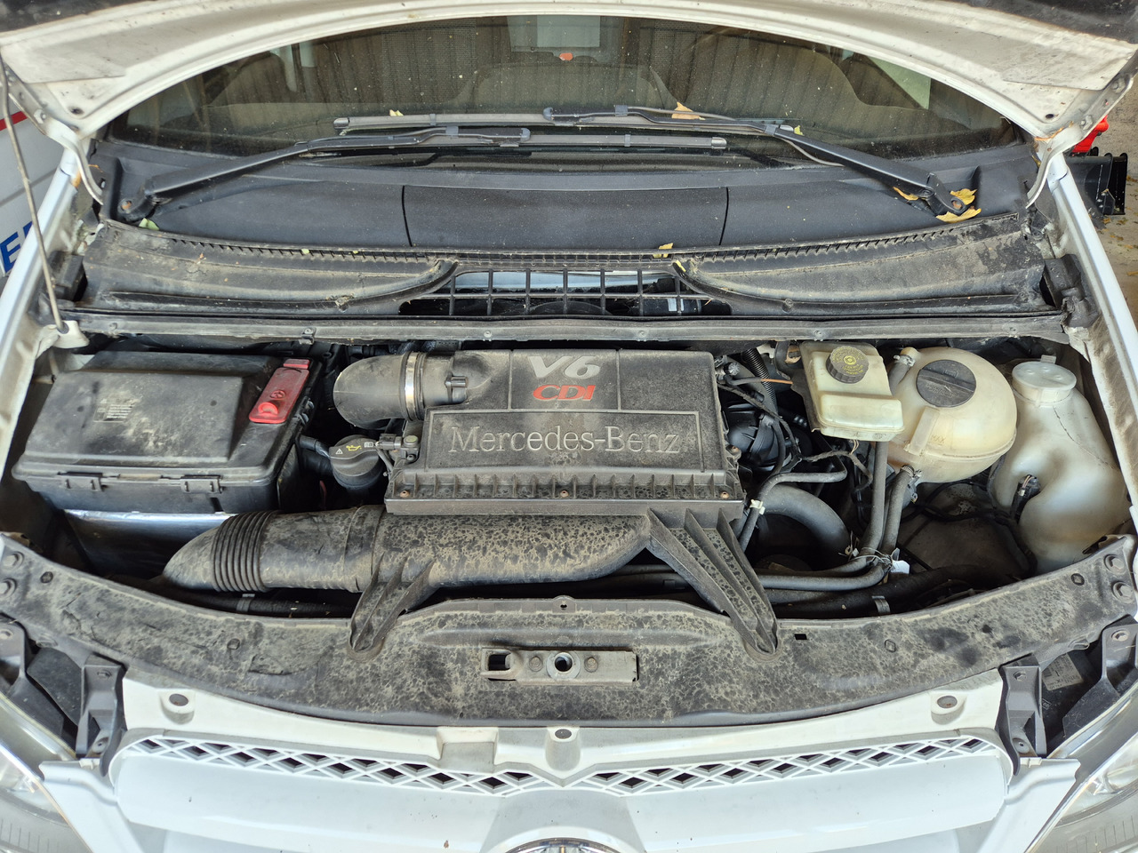 - Vozilo hitne pomoći: slika 2 - Vozilo hitne pomoći: slika 2