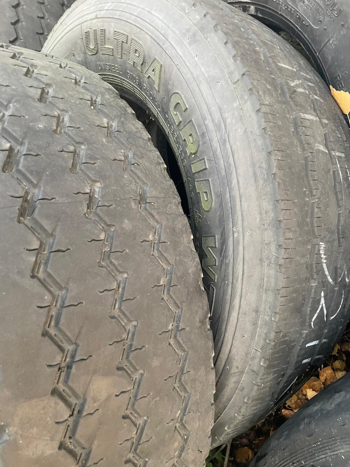 - Guma za Građevinska mašina: slika 2 - Guma za Građevinska mašina: slika 2