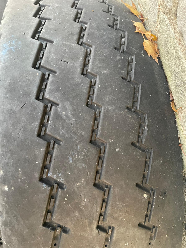 - Guma za Građevinska mašina: slika 4 - Guma za Građevinska mašina: slika 4