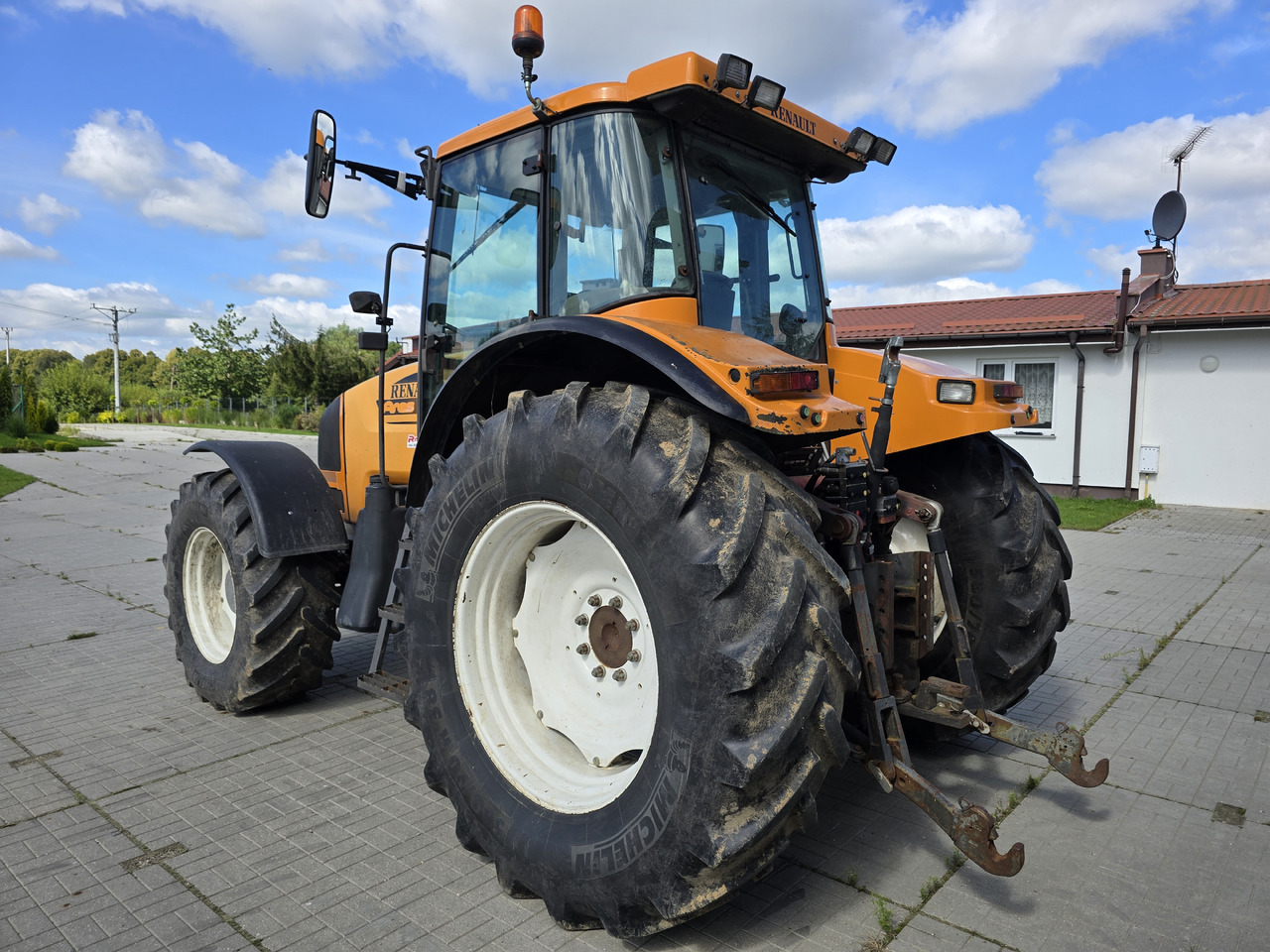 RENAULT Ares 816 RZ - Traktor: slika 4 RENAULT Ares 816 RZ - Traktor: slika 4