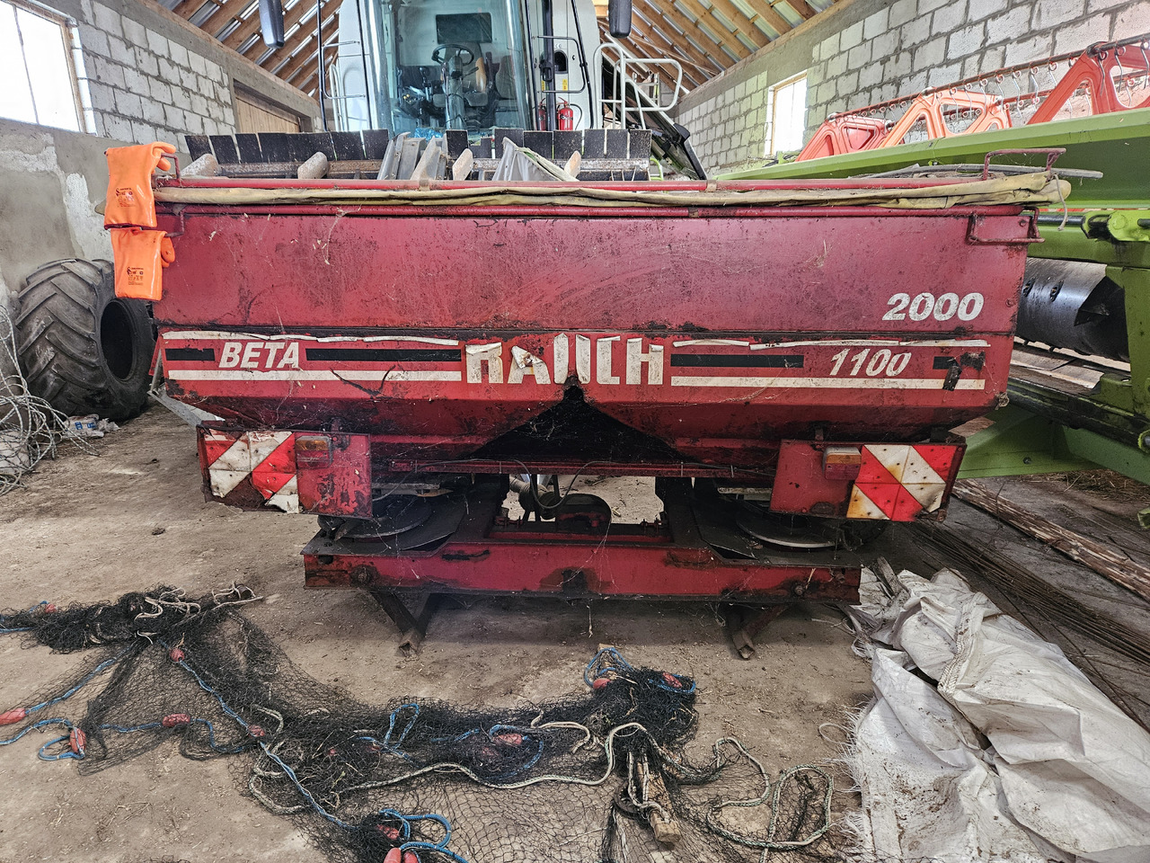 Rasipač veštačkog đubriva Rauch Beta 1100: slika 1