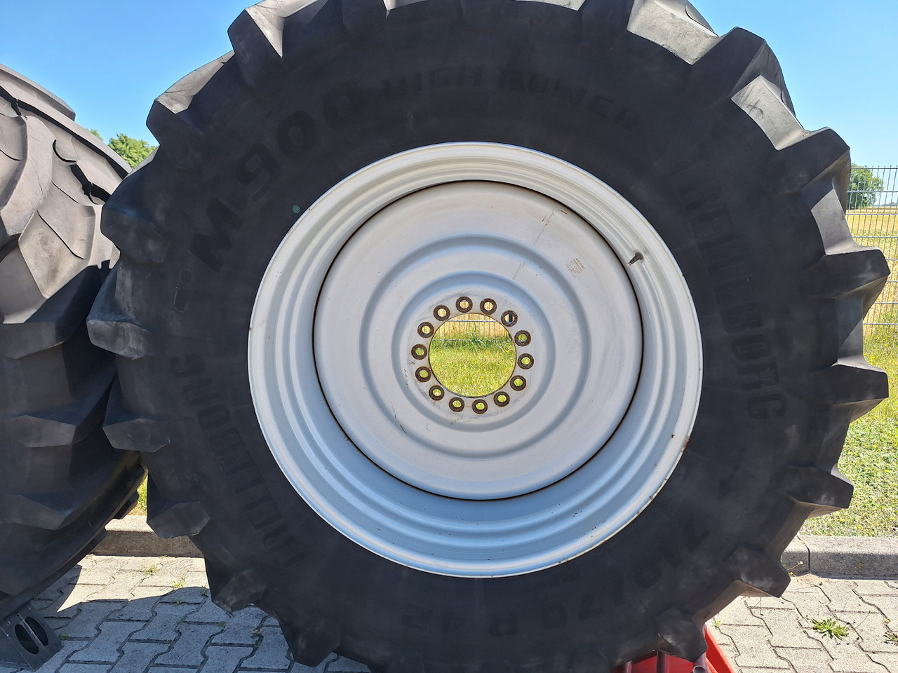 Trelleborg Trelleborg - Guma za Građevinska mašina: slika 2 Trelleborg Trelleborg - Guma za Građevinska mašina: slika 2