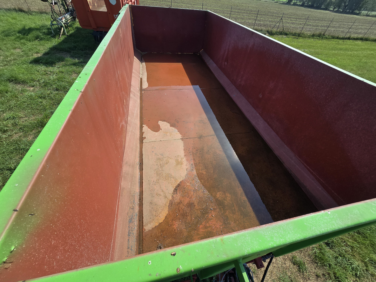 WARFARMA T141/1 - Traktorska prikolica za farmu/ Kiper: slika 5 WARFARMA T141/1 - Traktorska prikolica za farmu/ Kiper: slika 5