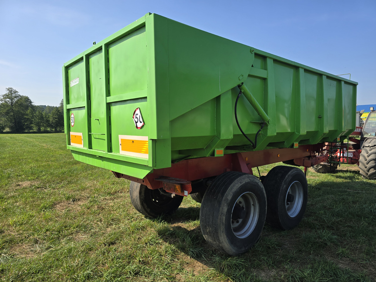 WARFARMA T141/1 - Traktorska prikolica za farmu/ Kiper: slika 5 WARFARMA T141/1 - Traktorska prikolica za farmu/ Kiper: slika 5
