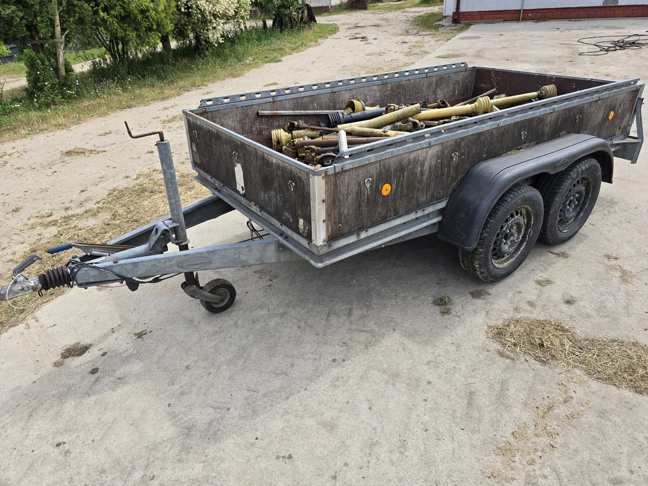Prikolica za automobil boeckman HT2: slika 1