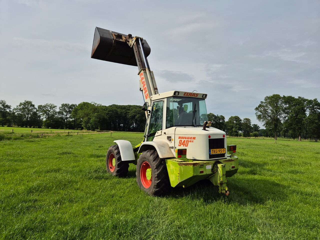 Claas Ranger 940 RX - Utovarivač točkaš: slika 5 Claas Ranger 940 RX - Utovarivač točkaš: slika 5