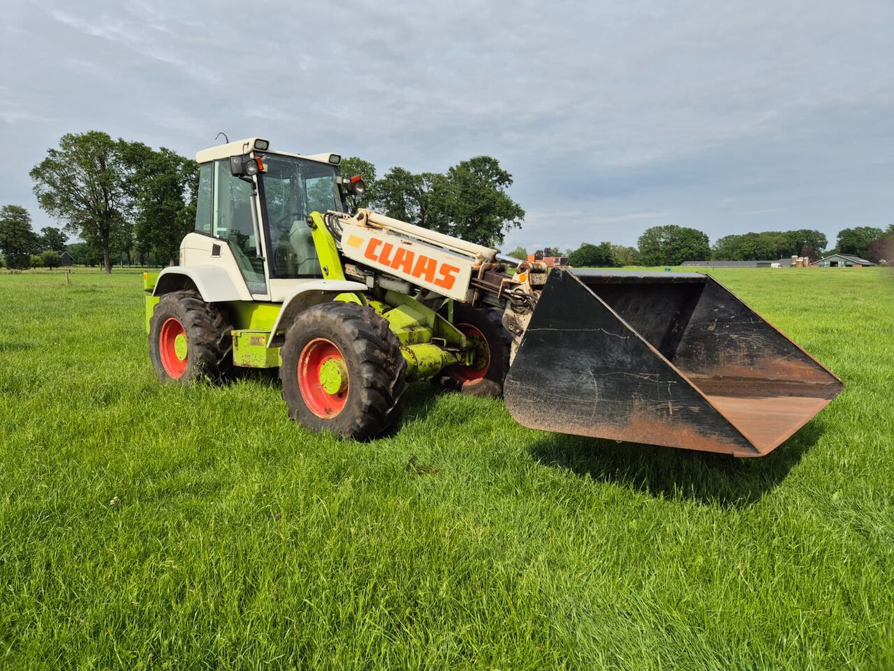 Claas Ranger 940 RX - Utovarivač točkaš: slika 3 Claas Ranger 940 RX - Utovarivač točkaš: slika 3