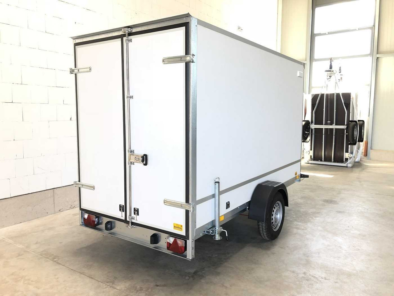 BLYSS F1330HD Kofferanhänger - Prikolica sa zatvorenim sandukom: slika 3 BLYSS F1330HD Kofferanhänger - Prikolica sa zatvorenim sandukom: slika 3