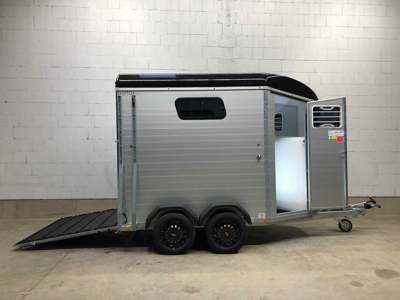 BOECKMANN Portax Esprit silv+bl Paket Pferdeanhänger - Prikolica za konje: slika 1 BOECKMANN Portax Esprit silv+bl Paket Pferdeanhänger - Prikolica za konje: slika 1