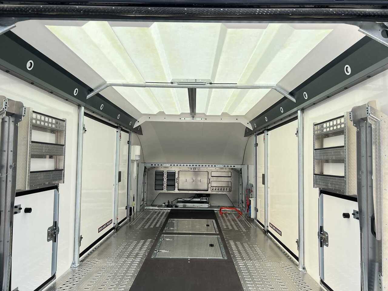 BRIAN_JAMES Race Transporter 6 3-Achser geschlossen BRIAN_JAMES Race Transporter 6 3-Achser geschlossen: slika 20