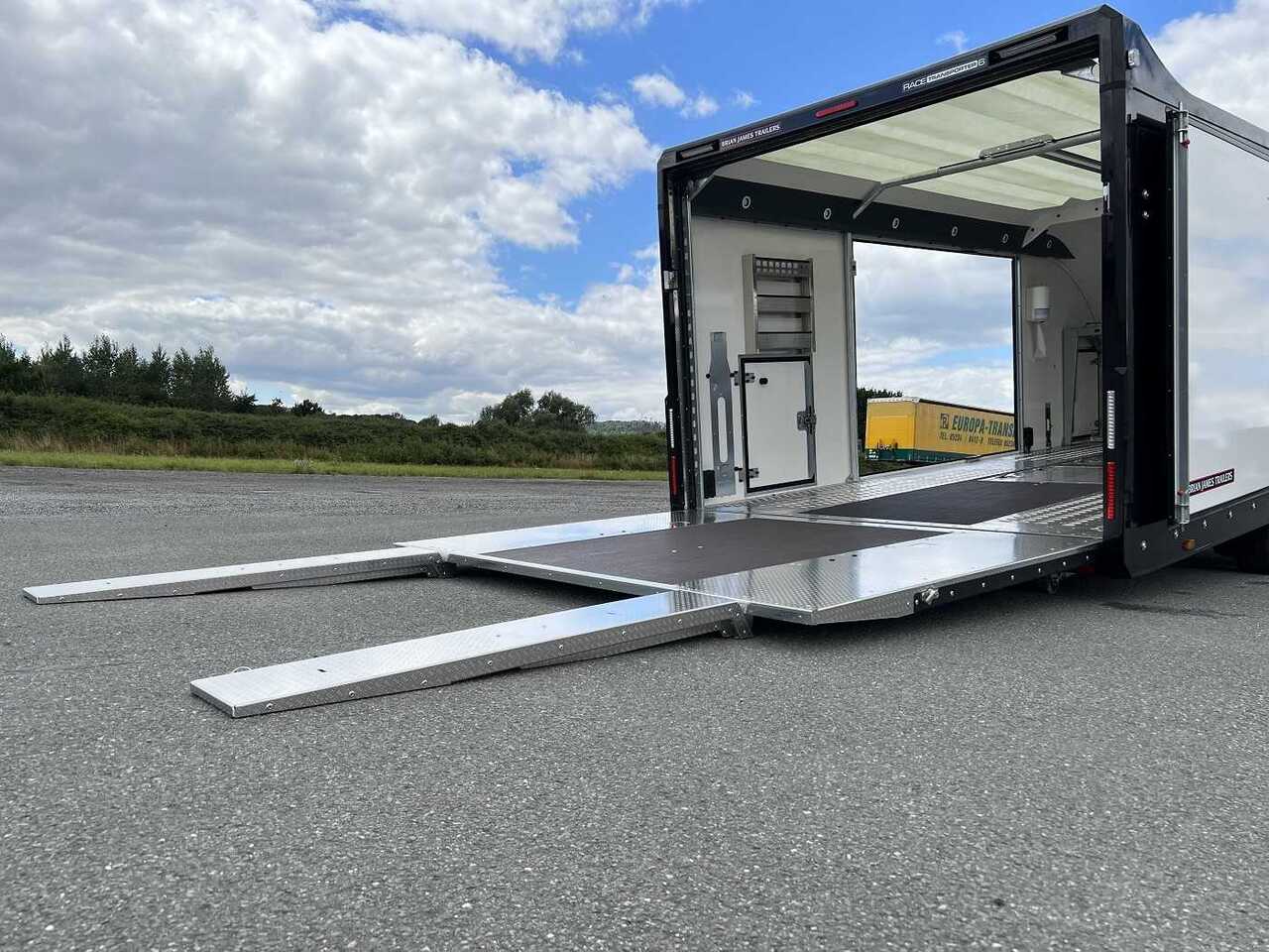 BRIAN_JAMES Race Transporter 6 3-Achser geschlossen BRIAN_JAMES Race Transporter 6 3-Achser geschlossen: slika 9