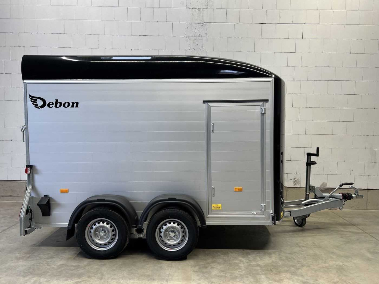 CHEVAL LIBERTE DEBON C500 Roadster Kofferanhänger - Prikolica za motor: slika 4 CHEVAL LIBERTE DEBON C500 Roadster Kofferanhänger - Prikolica za motor: slika 4