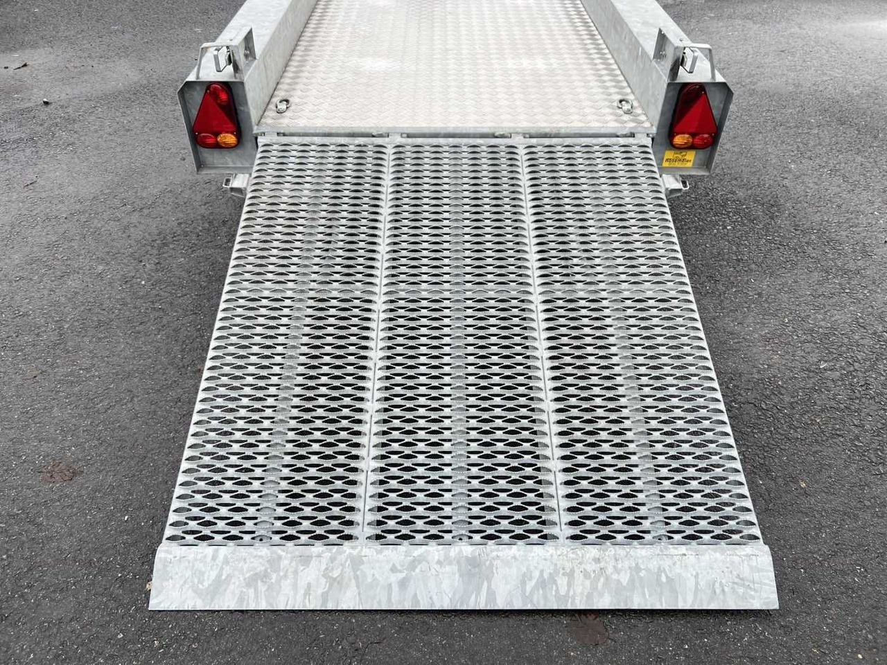 HAPERT HV 1350 Maschinentransporter - Prikolica za prevoz radnih mašina: slika 3 HAPERT HV 1350 Maschinentransporter - Prikolica za prevoz radnih mašina: slika 3