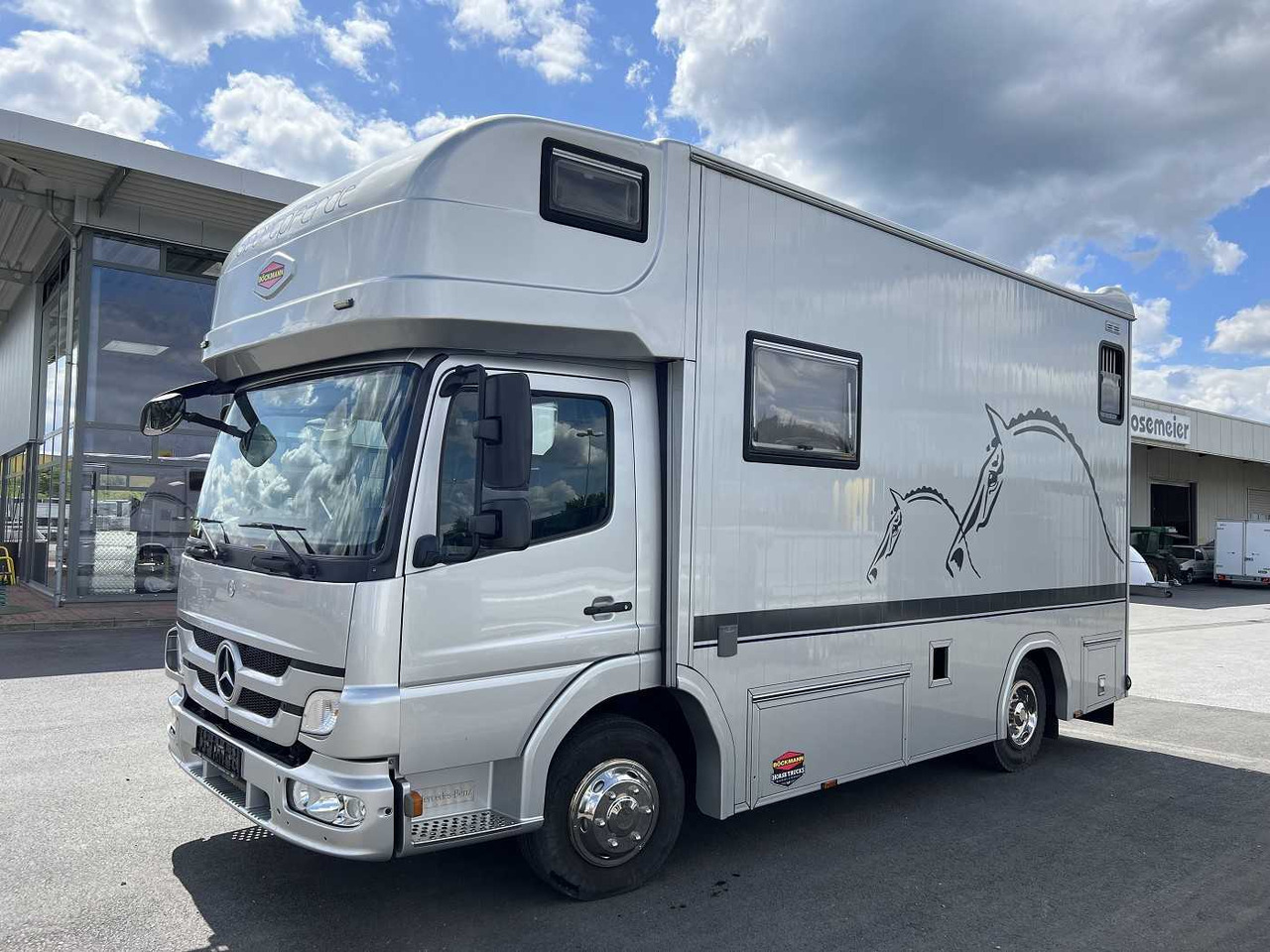MERCEDES-BENZ Atego 918L LKW - Kamioni za prevoz konja: slika 4 MERCEDES-BENZ Atego 918L LKW - Kamioni za prevoz konja: slika 4