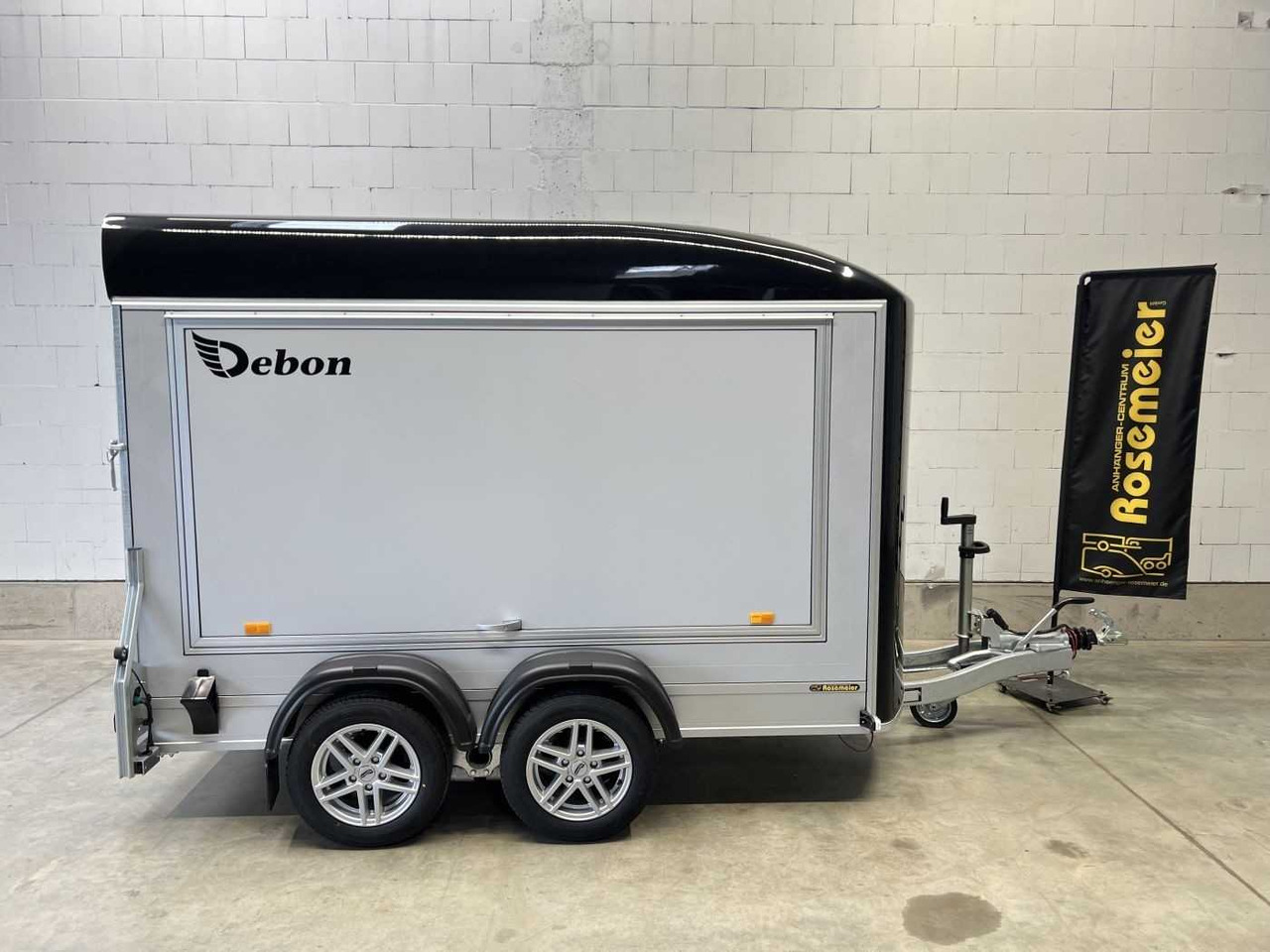 CHEVAL LIBERTE DEBON C500 Fourgon Verk.Kl re +Tür A Kofferanhänger - Prikolica: slika 2 CHEVAL LIBERTE DEBON C500 Fourgon Verk.Kl re +Tür A Kofferanhänger - Prikolica: slika 2