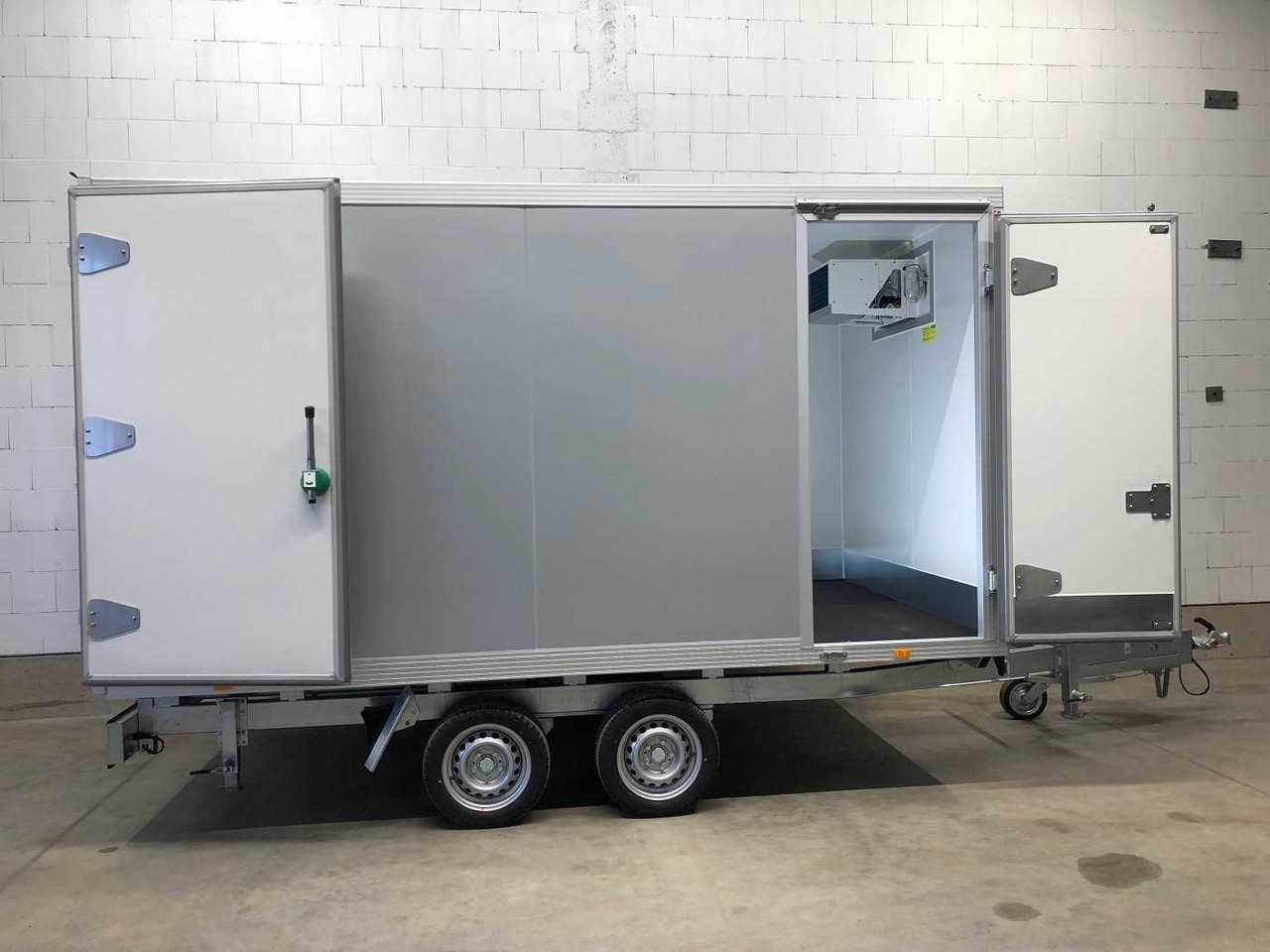 UNSINN UKH 6C 3620 Seitentür+Treppe Kühlanhänger - Prikolica hladnjače: slika 2 UNSINN UKH 6C 3620 Seitentür+Treppe Kühlanhänger - Prikolica hladnjače: slika 2