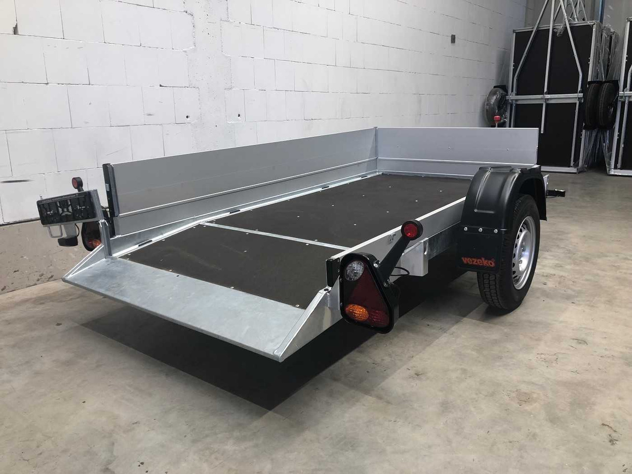 VEZEKO Husky F 10.25 Bordwandaufsatz Absenker - Abrol/ Autopodizač prikolica: slika 3 VEZEKO Husky F 10.25 Bordwandaufsatz Absenker - Abrol/ Autopodizač prikolica: slika 3
