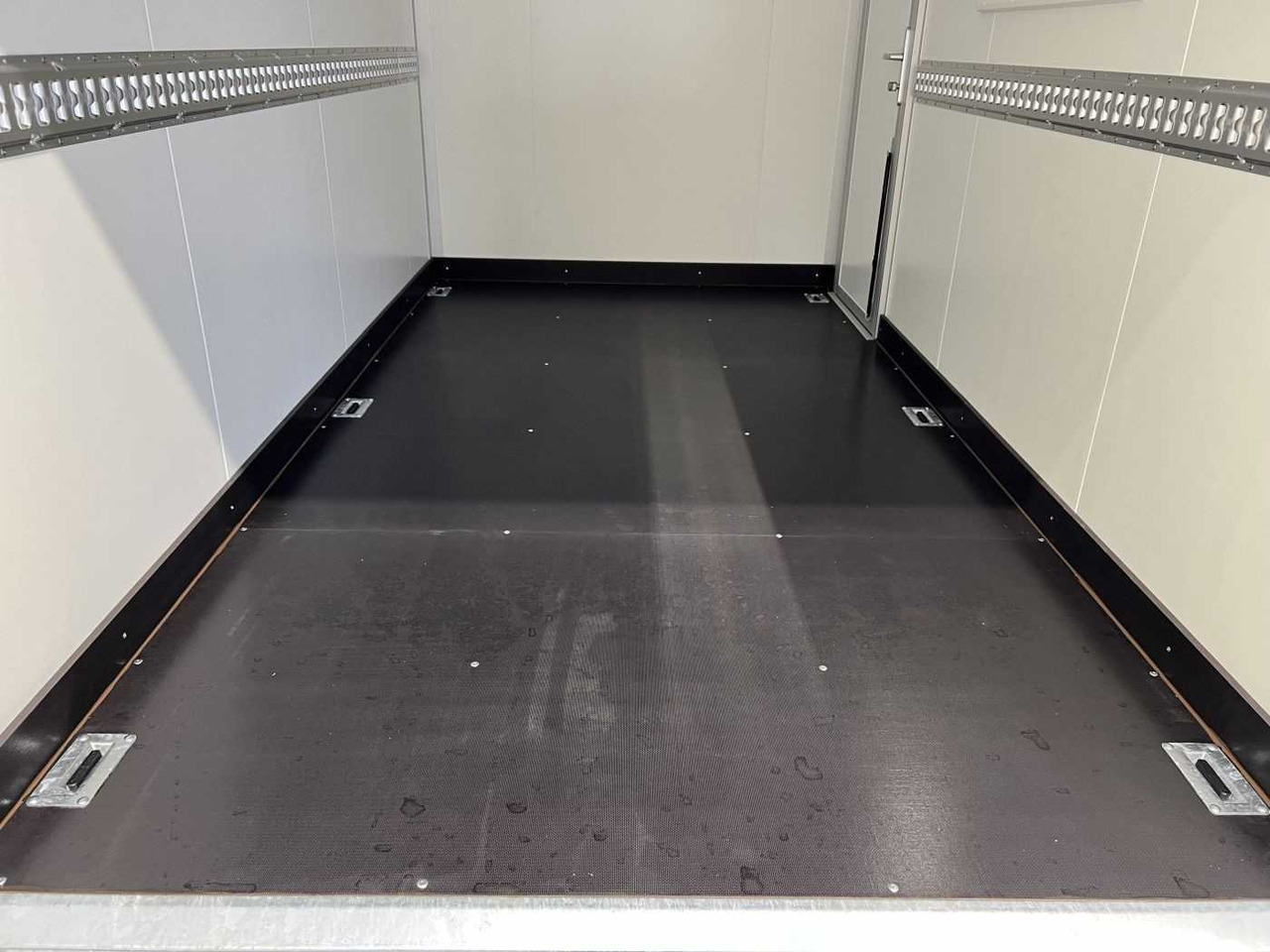 VEZEKO TK C 27.35 Motorradedition Kofferanhänger - Prikolica za motor: slika 5 VEZEKO TK C 27.35 Motorradedition Kofferanhänger - Prikolica za motor: slika 5