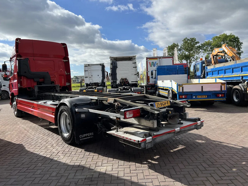 DAF CF 290 4X2 EURO6 SPACECAB RENOVA / VANGMUIL / LAADKLEP / TOP STAAT - Kamion za prevoz kontejnera/ Kamion sa promenjivim sandukom: slika 3 DAF CF 290 4X2 EURO6 SPACECAB RENOVA / VANGMUIL / LAADKLEP / TOP STAAT - Kamion za prevoz kontejnera/ Kamion sa promenjivim sandukom: slika 3
