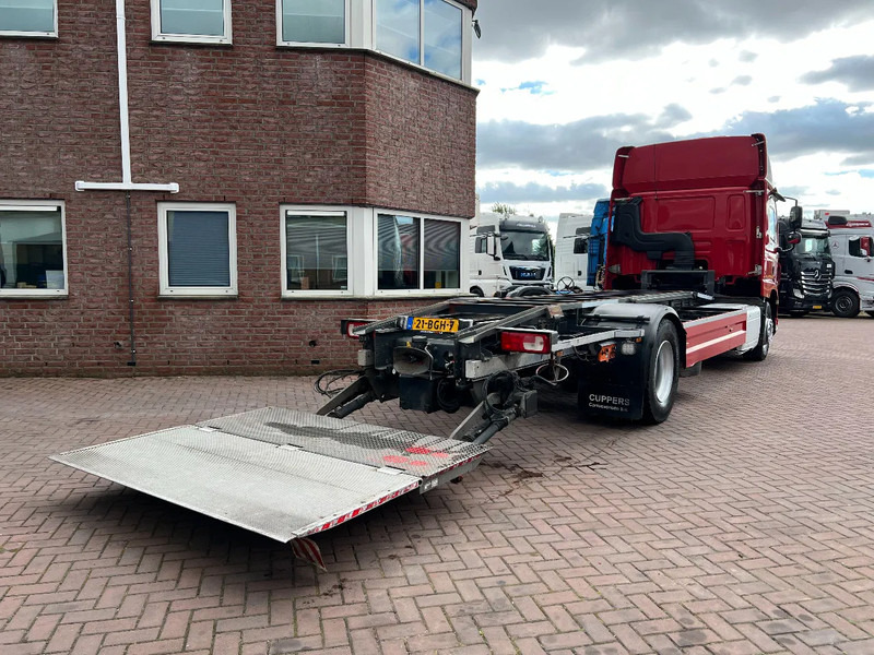 DAF CF 290 4X2 EURO6 SPACECAB RENOVA / VANGMUIL / LAADKLEP / TOP STAAT - Kamion za prevoz kontejnera/ Kamion sa promenjivim sandukom: slika 4 DAF CF 290 4X2 EURO6 SPACECAB RENOVA / VANGMUIL / LAADKLEP / TOP STAAT - Kamion za prevoz kontejnera/ Kamion sa promenjivim sandukom: slika 4