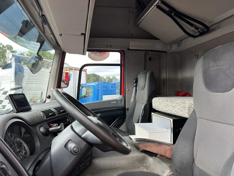 DAF CF 290 4X2 EURO6 SPACECAB RENOVA / VANGMUIL / LAADKLEP / TOP STAAT - Kamion za prevoz kontejnera/ Kamion sa promenjivim sandukom: slika 5 DAF CF 290 4X2 EURO6 SPACECAB RENOVA / VANGMUIL / LAADKLEP / TOP STAAT - Kamion za prevoz kontejnera/ Kamion sa promenjivim sandukom: slika 5