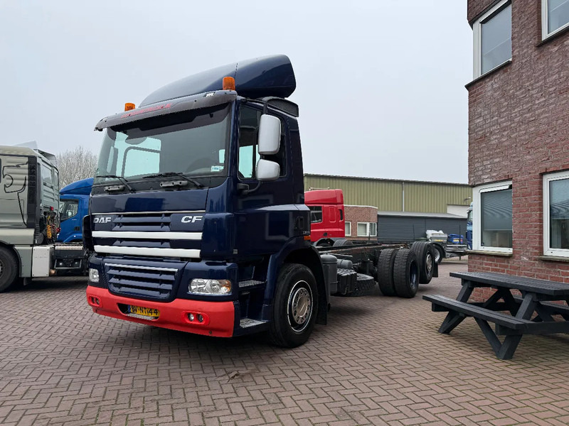 DAF CF 85 CF85-360 FAN 6X2 Chassis Holland Truck Top condition - Kamion sa golom šasijom i zatvorenom kabinom: slika 3 DAF CF 85 CF85-360 FAN 6X2 Chassis Holland Truck Top condition - Kamion sa golom šasijom i zatvorenom kabinom: slika 3